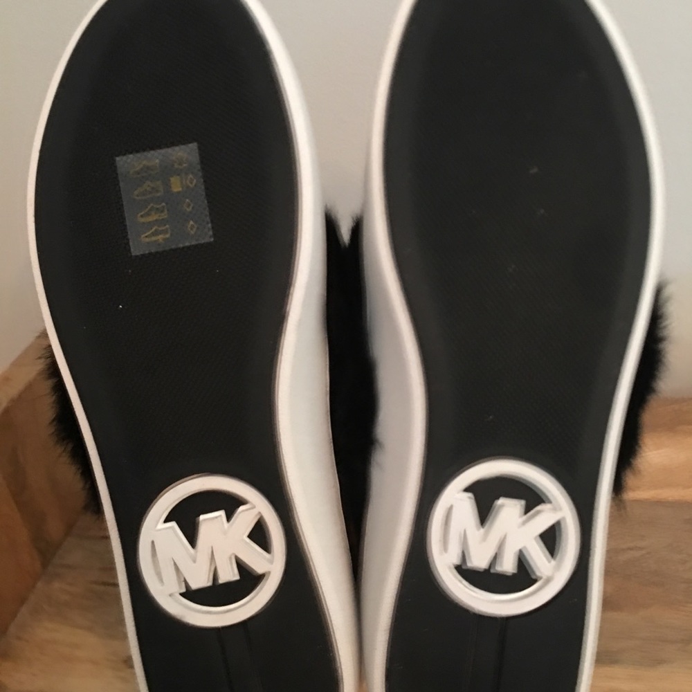 SALE! New in Box Michael Kors Maven Sneakers - Picture 8 of 8